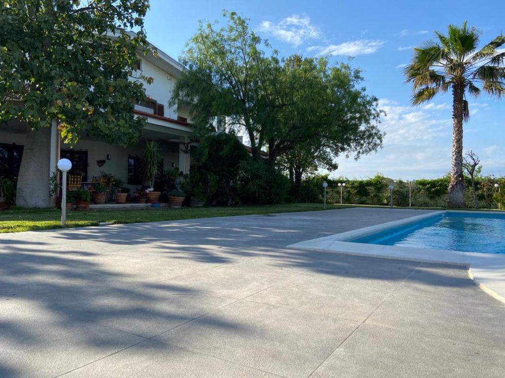Villa Rosella - Appartamento 1 - Con Piscina - A 150 M Dal Mare Casa Margherita 外观 照片