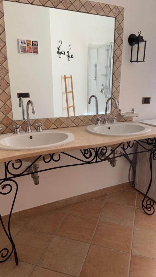 Villa Rosella - Appartamento 1 - Con Piscina - A 150 M Dal Mare Casa Margherita 外观 照片
